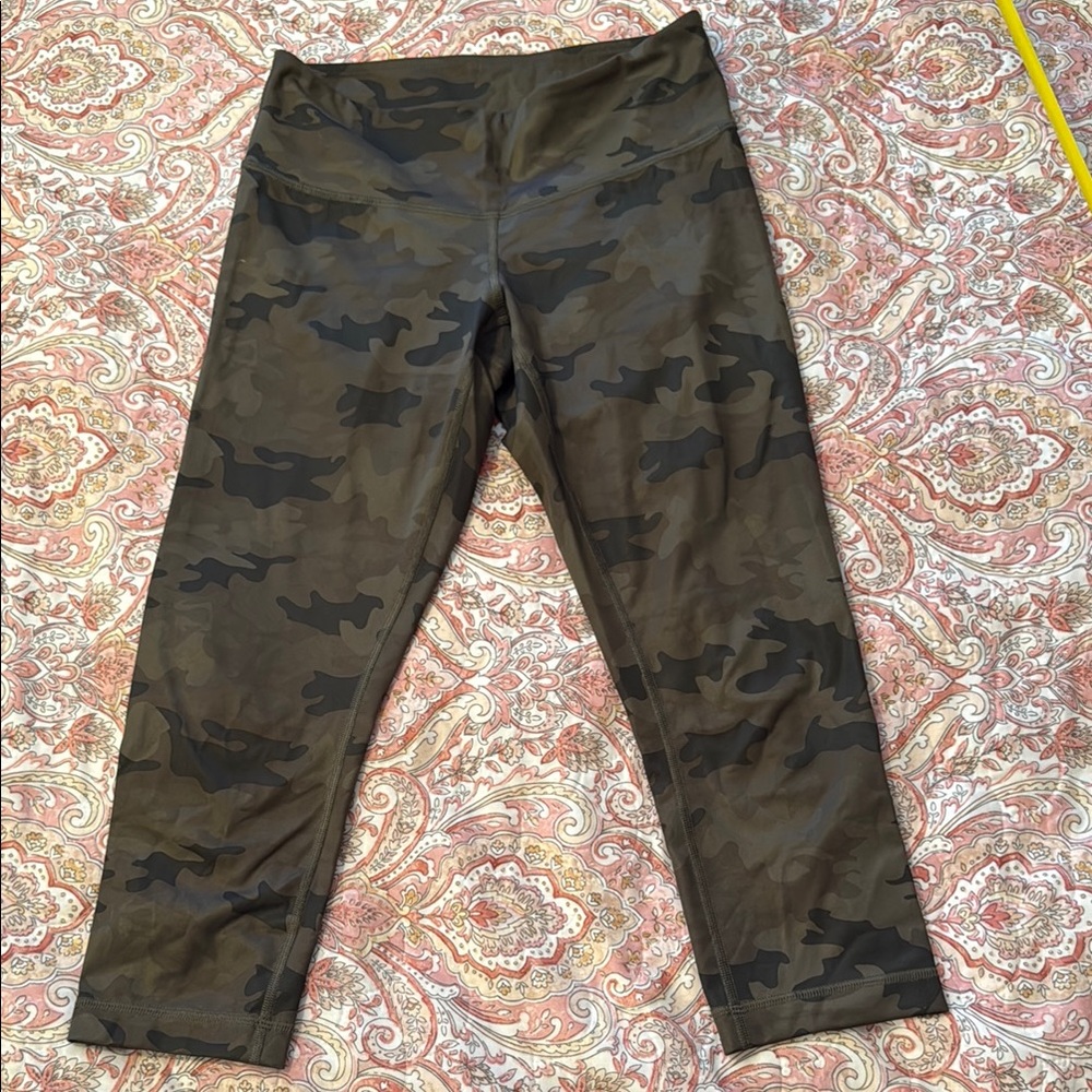 lululemon athletica Camo Leggings - Black and Brown